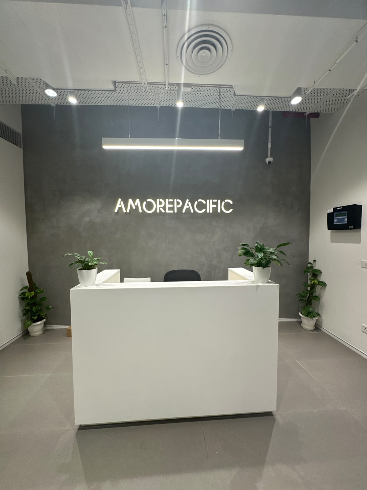 Modern Tech Office